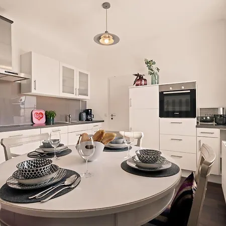 Apartment Wohnen im alten Bahnhof inkl Balkon - 5 min zum Ravensburger Spieleland