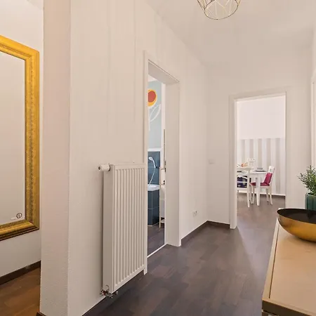 Wohnen Im Alten Bahnhof - 5 Min Zum Ravensburger Spieleland I Balkon I Parkplatz I Wlan I Babyausstattung * Meckenbeuren