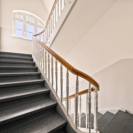 Apartment Wohnen im alten Bahnhof inkl Balkon - 5 min zum Ravensburger Spieleland Meckenbeuren